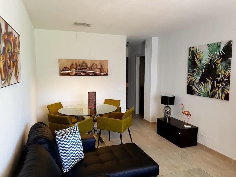 Beautiful Apartment In La Carihuela, Торремолінос Екстер'єр фото